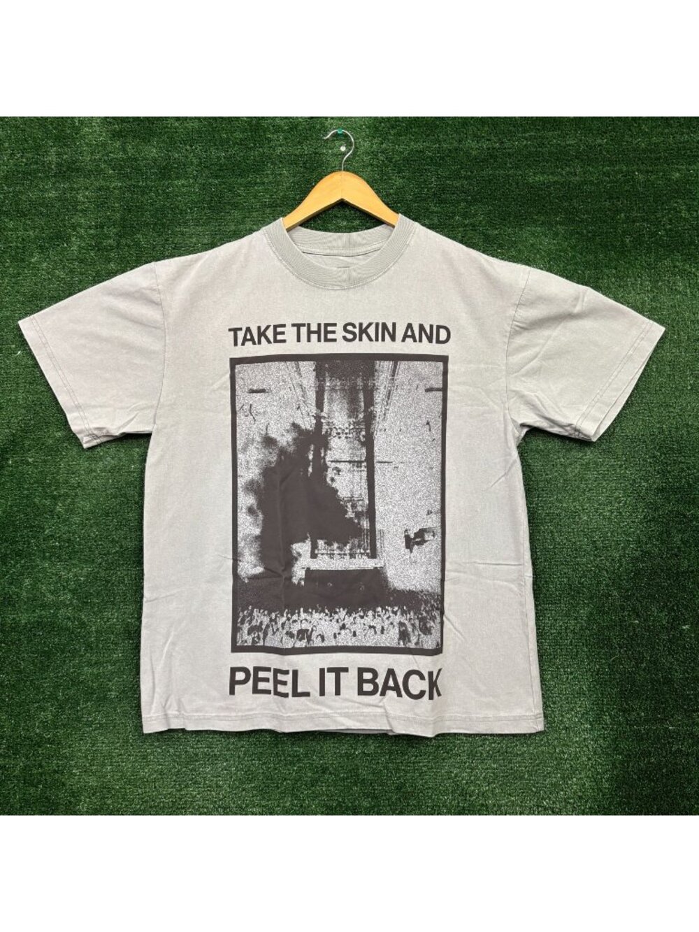 Nine Inch Nails Peel It Back Tour Rock Band T-Shirt Size Large